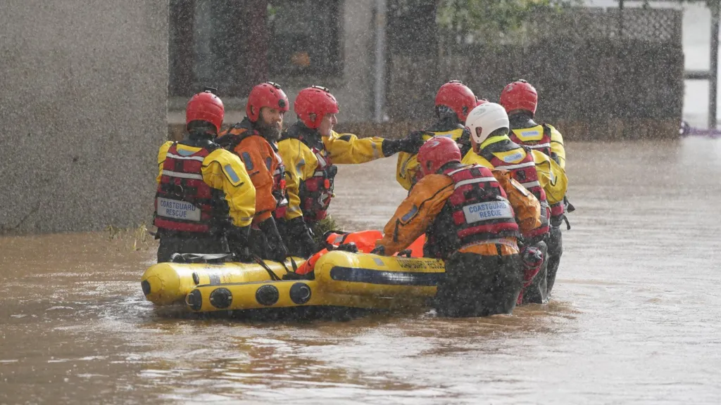 Scotland’s flood fight stalls. Homes wait. Waters rise. cbc7f000 8347 11f0 a2c4 0f55e42ed0ec.jpg